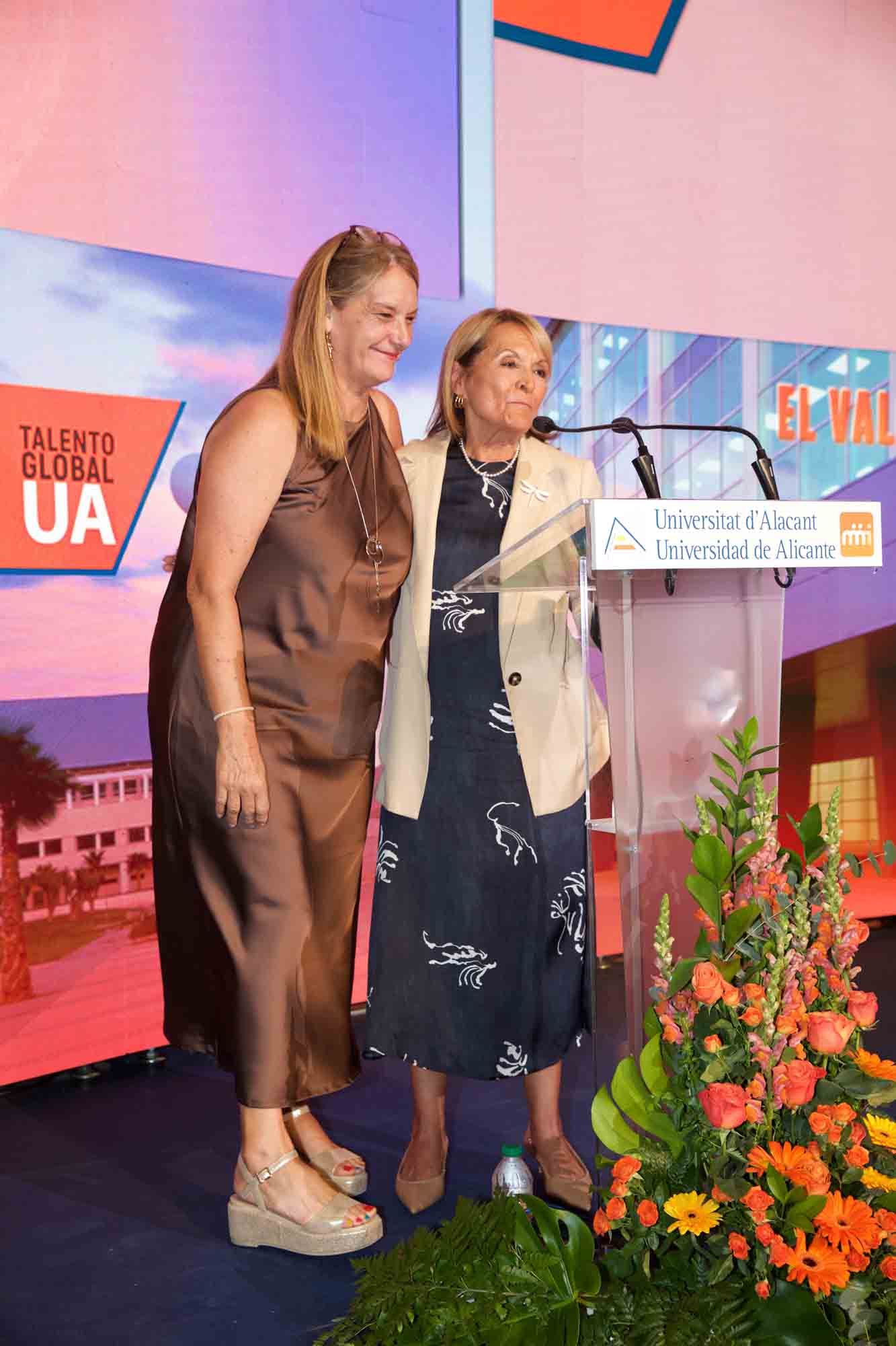 IV edición de la gala "Alumni UA" 2025 en la Universidad de Alicante
