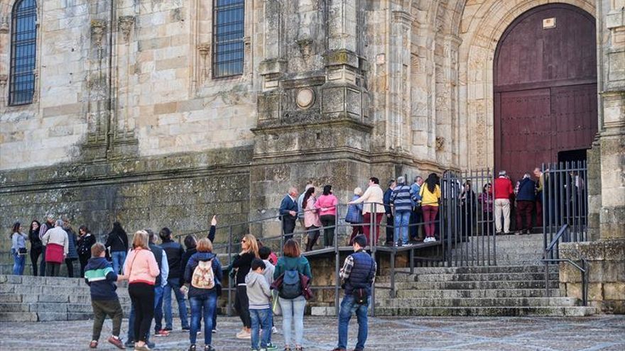 Altup: "Si el consejero cierra la comunidad, que pague las pérdidas"
