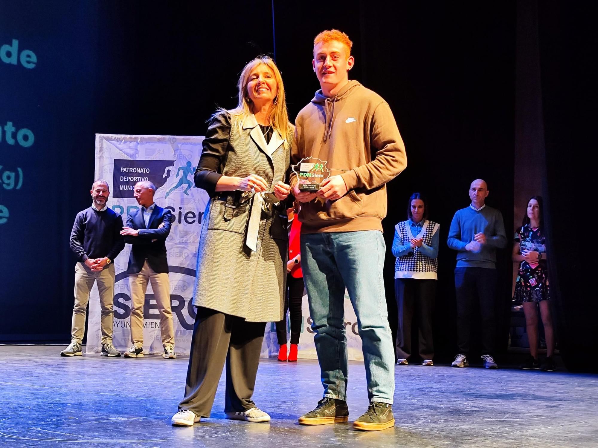 Siero premia el esfuerzo de una vida saludable: así fue la Gala del Deporte