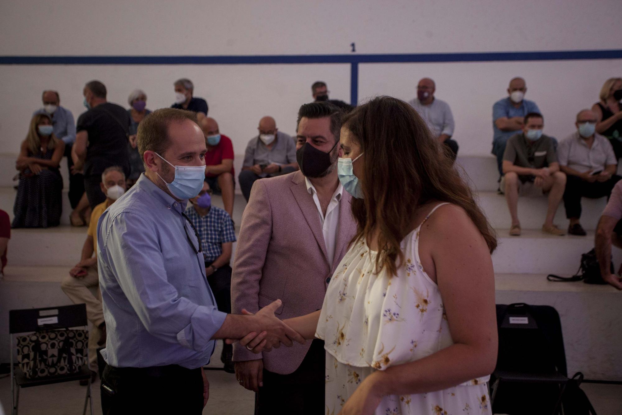 Emotivo homenaje al concejal fallecido Ramón Vilar en el trinquet de Pelayo