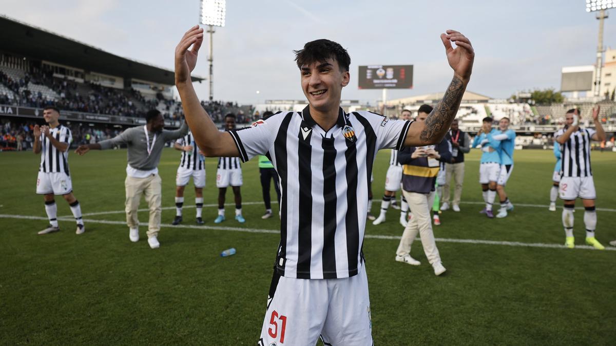 Gonzalo Pastor feliz tras su debut en el SkyFi Castalia ante el Málaga.