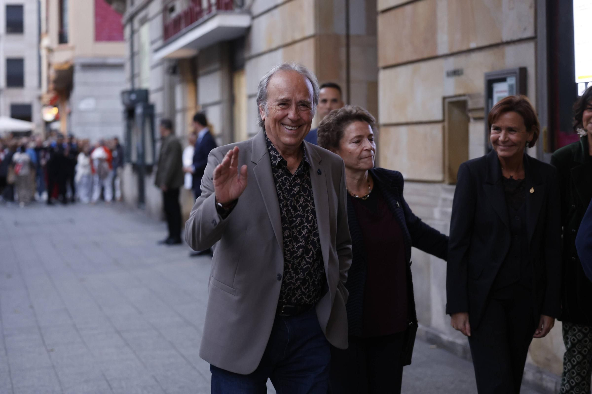 Así fue el encuentro entre Serrat e Iñaki Gabilondo en Gijón.