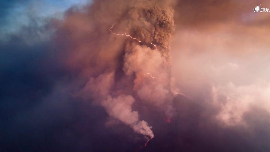 Rayos en el volcán de La Palma