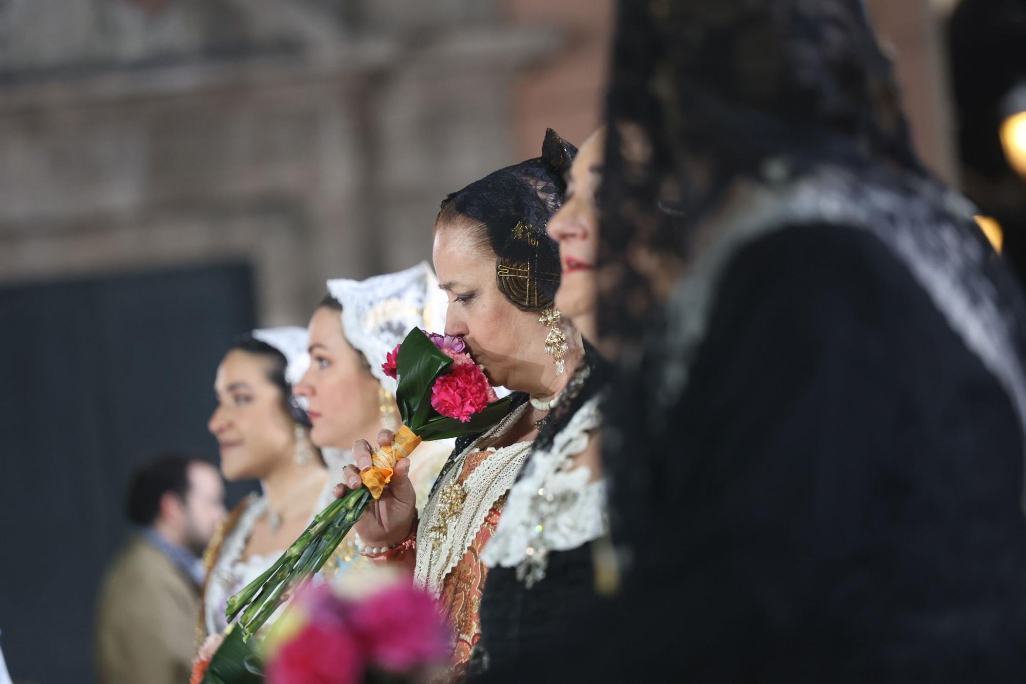 Búscate en el primer día de la Ofrenda en la calle San Vicente entre las 23 y las 24 horas