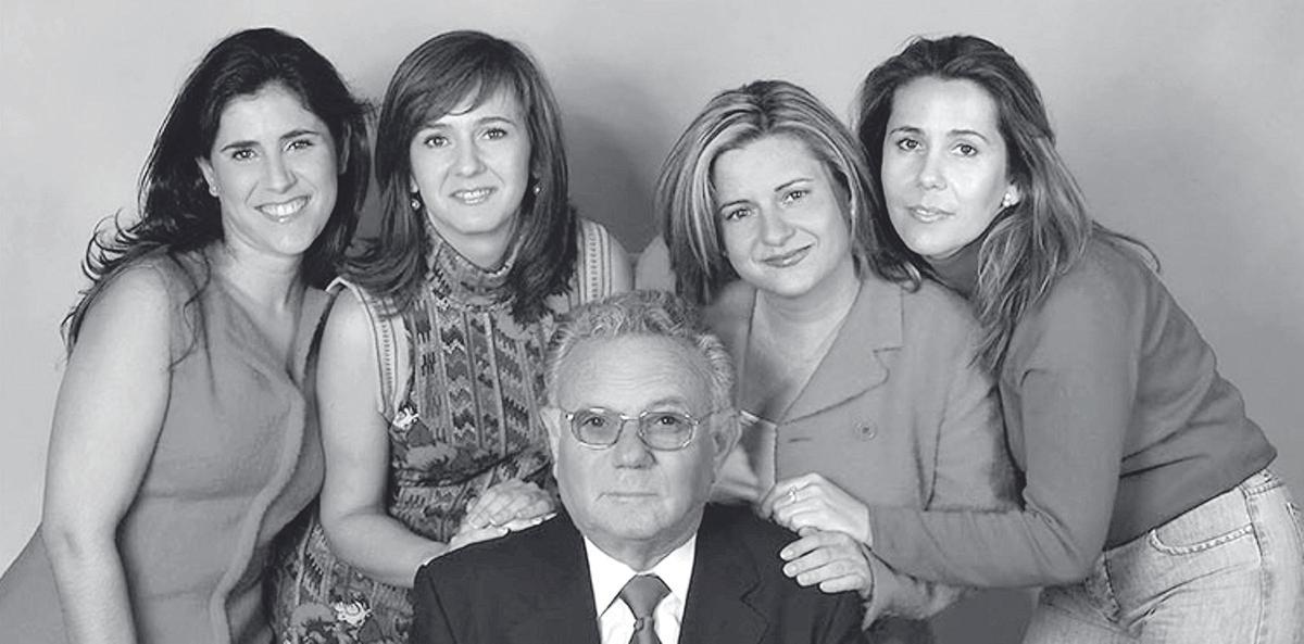 Desde 1945, ya son más de 4 generaciones las que se han dedicado a la elaboración, perfeccionamiento y comercialización de un pimentón único.