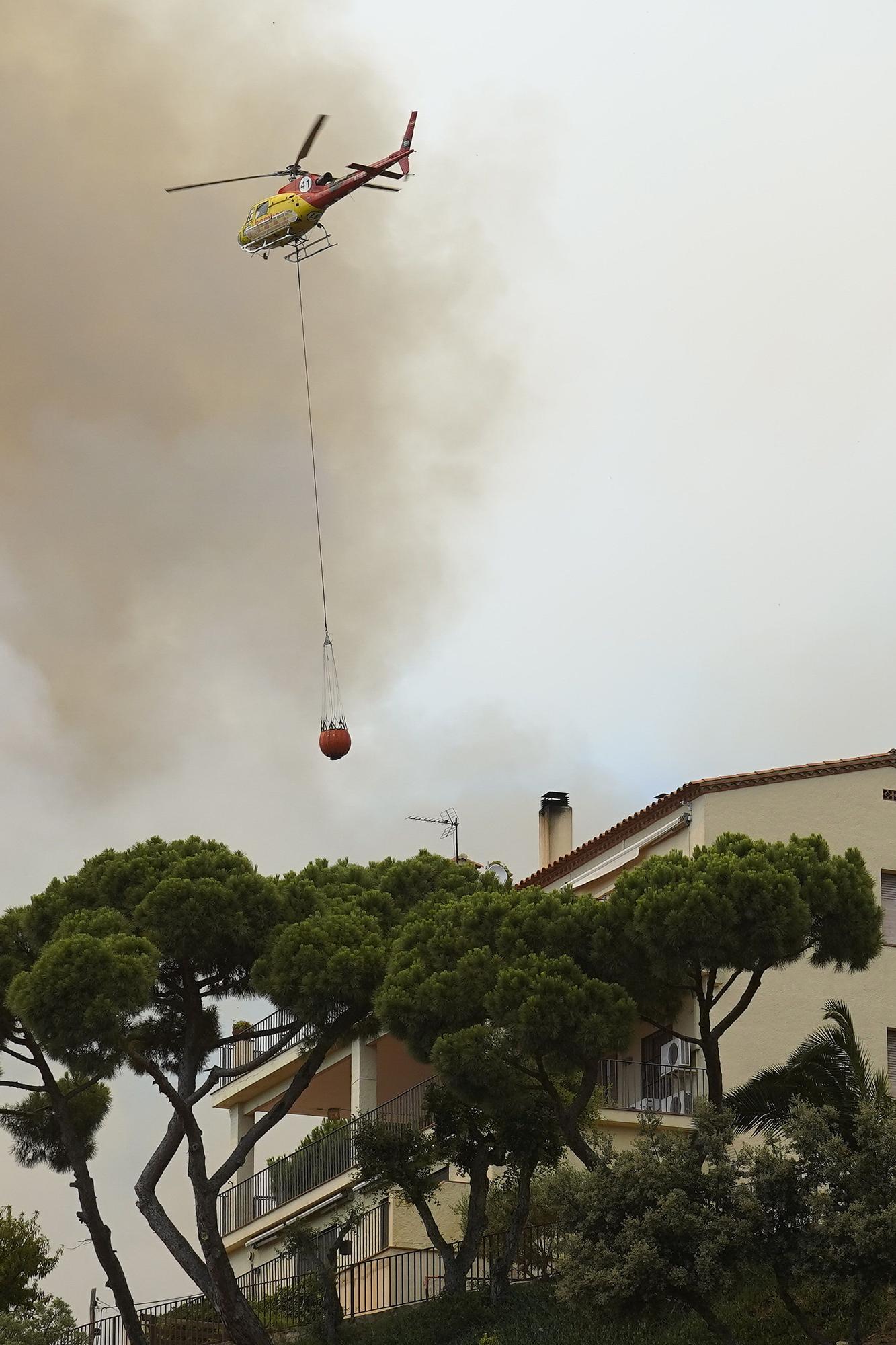 Les imatges de l'incendi de Castell d'Aro