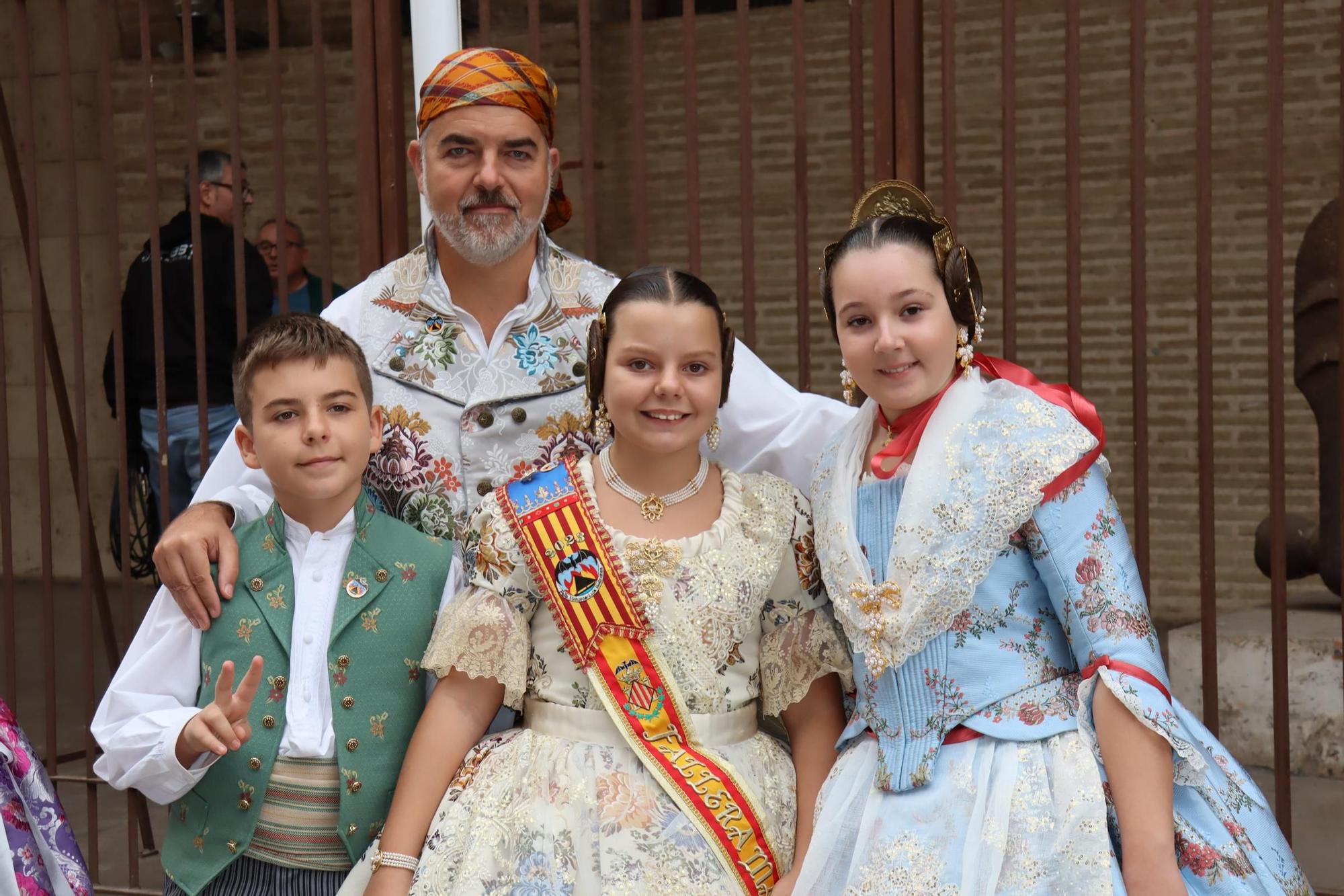 Las comisiones el Marítim, protagonistas en el Homenaje a la Senyera