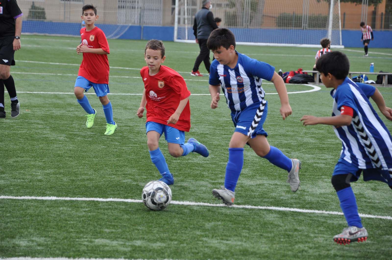 El fútbol base vuelve a sonreír