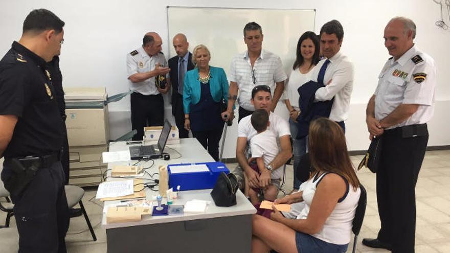 Hernández garantiza la arena para  el proyecto de la playa de El Castillo