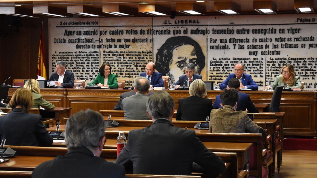 Reunió de la comissió Constitucional i de Justícia del Senat