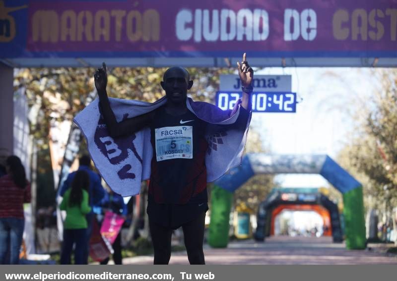 GALERÍA DE FOTOS -- Maratón Meta 14.00-14.15