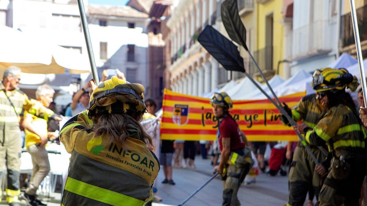Nueva jornada de protestas de las brigadas forestales: “Más bomberos, menos consejeros”