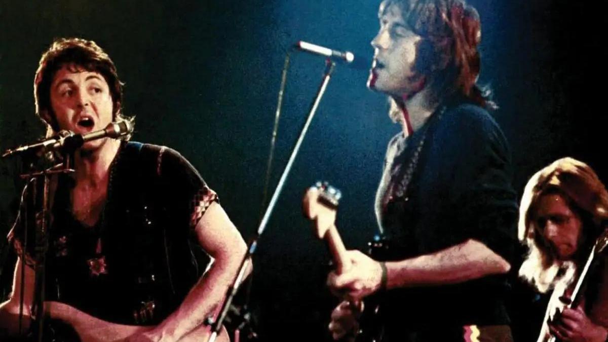 Denny Laine, guitarrista de Wings con Paul McCartney.