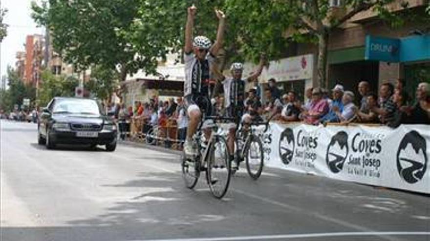 Iván Martínez vence el Trofeo San Isidro de la Vall