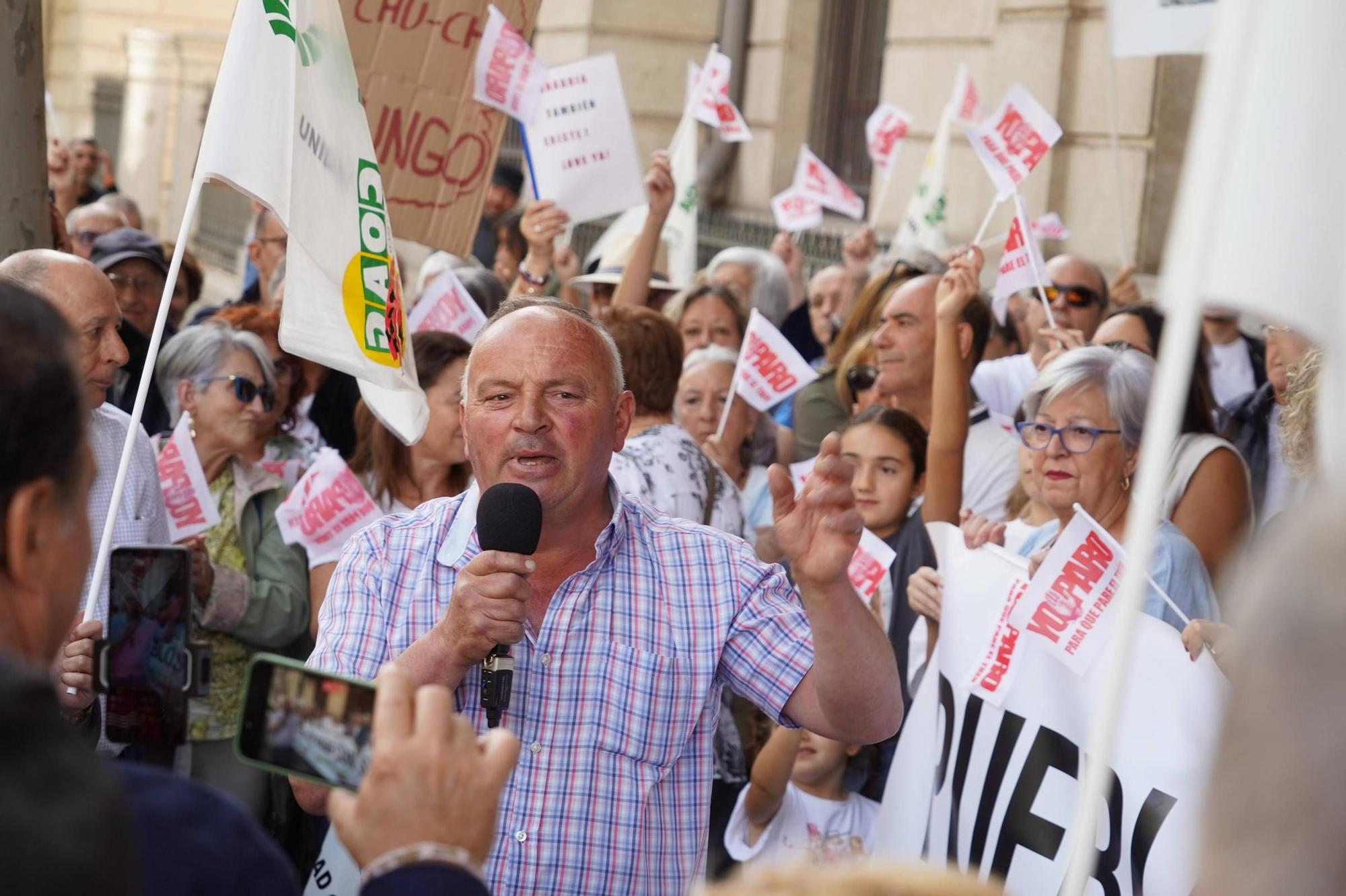 Manifestación por el AVE de Sanabria en Madrid: protesta por el tren a las puertas de Renfe