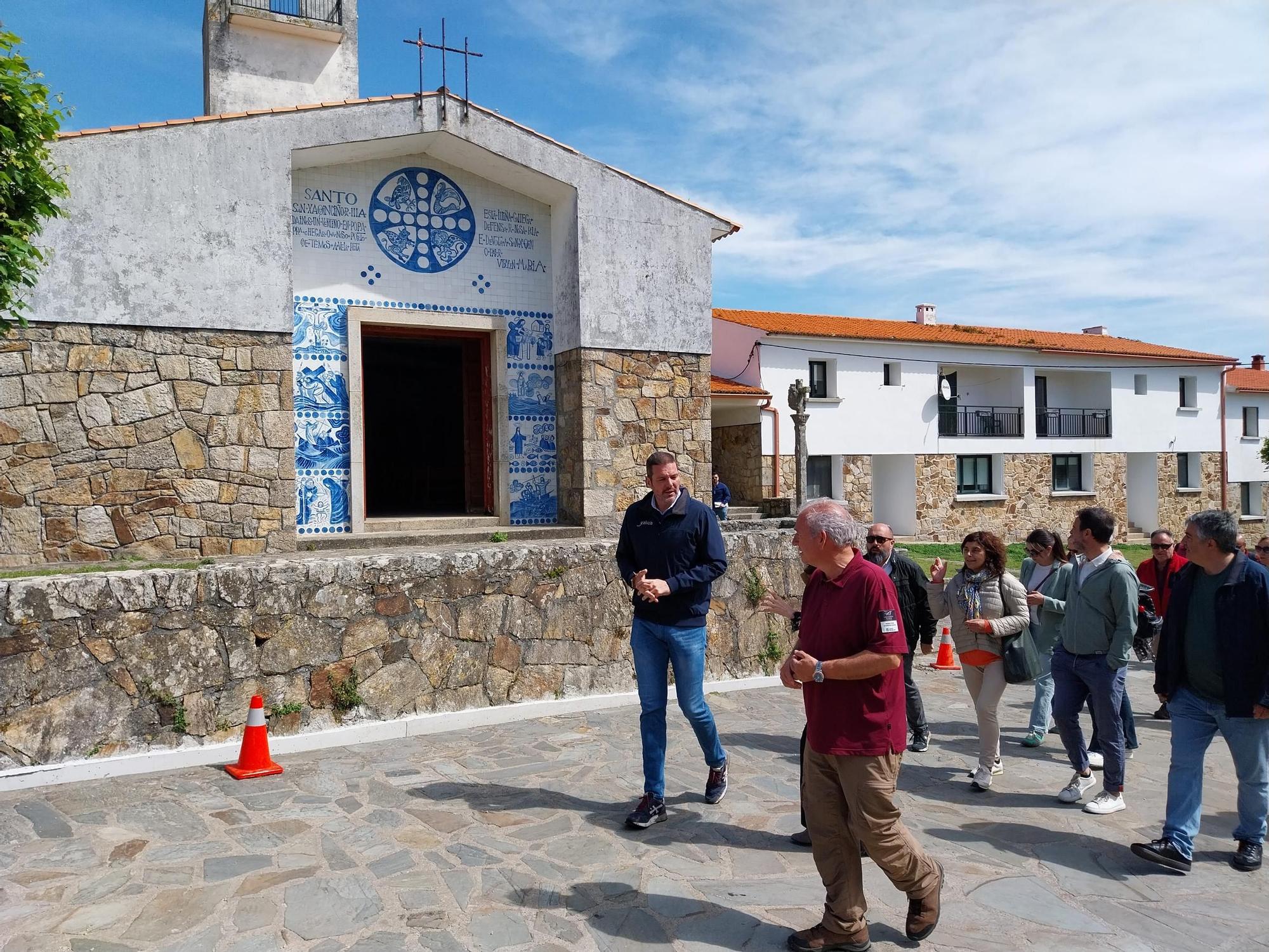Visita a la isla de Ons: la antigua capilla de San Xaquín y el yacimiento de Castelo dos Mouros