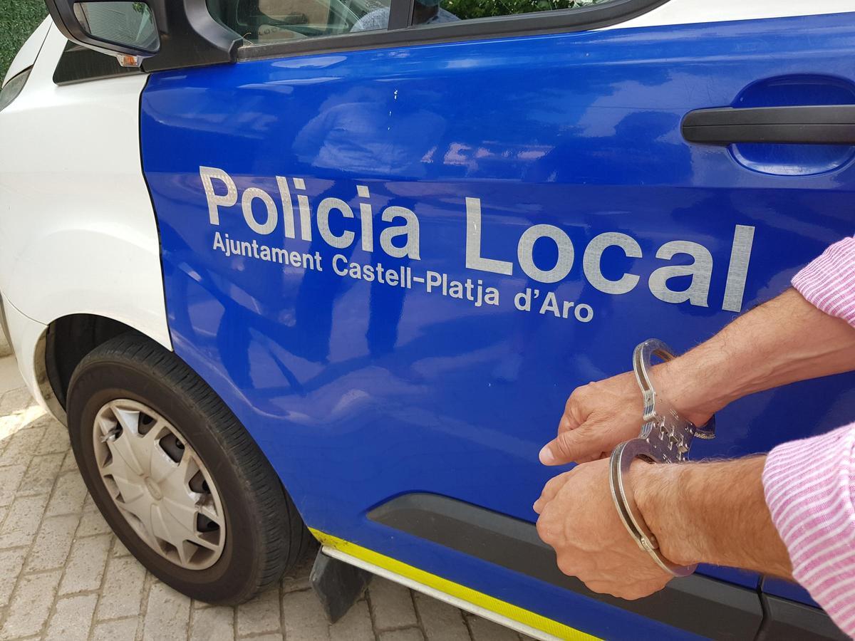 Un vehicle de la policia de Platja d'Aro, en una foto d'arxiu.