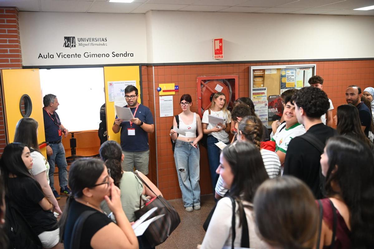 La Selectividad arranca en la UMH entre nervios e ilusión