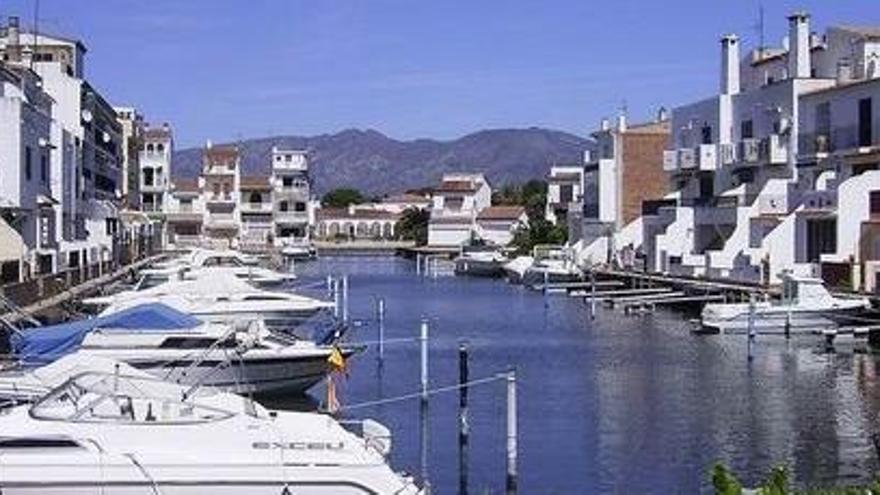 Els canals de la marina d&#039;Empuriabrava