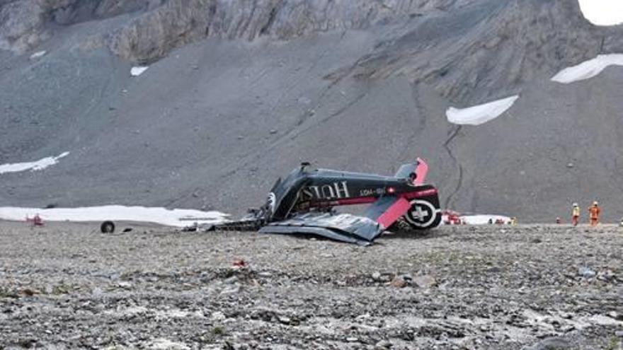 Restes de l&#039;avió accidentat a l&#039;est de Suïssa.