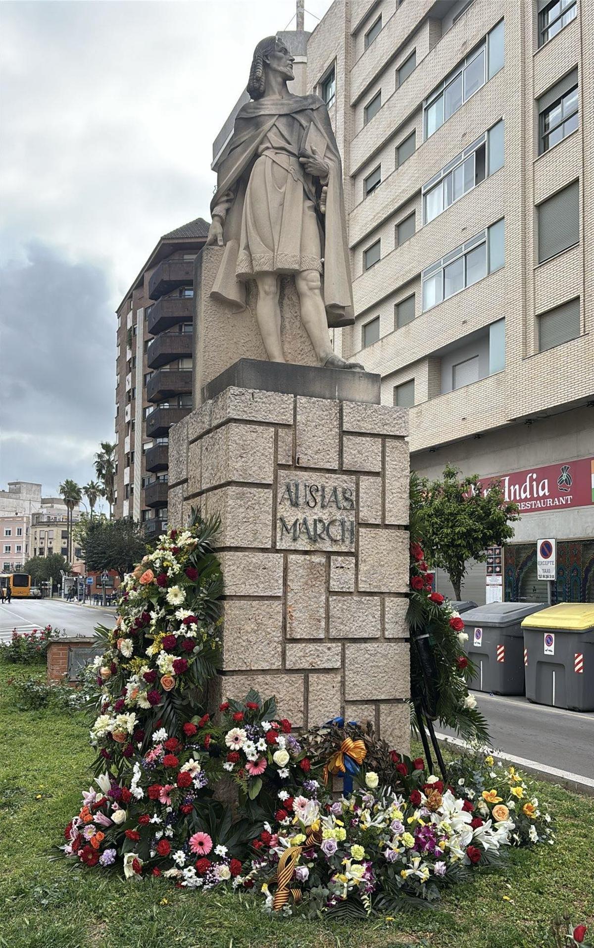 Las flores de Piera bajo la figura de Ausiàs March.