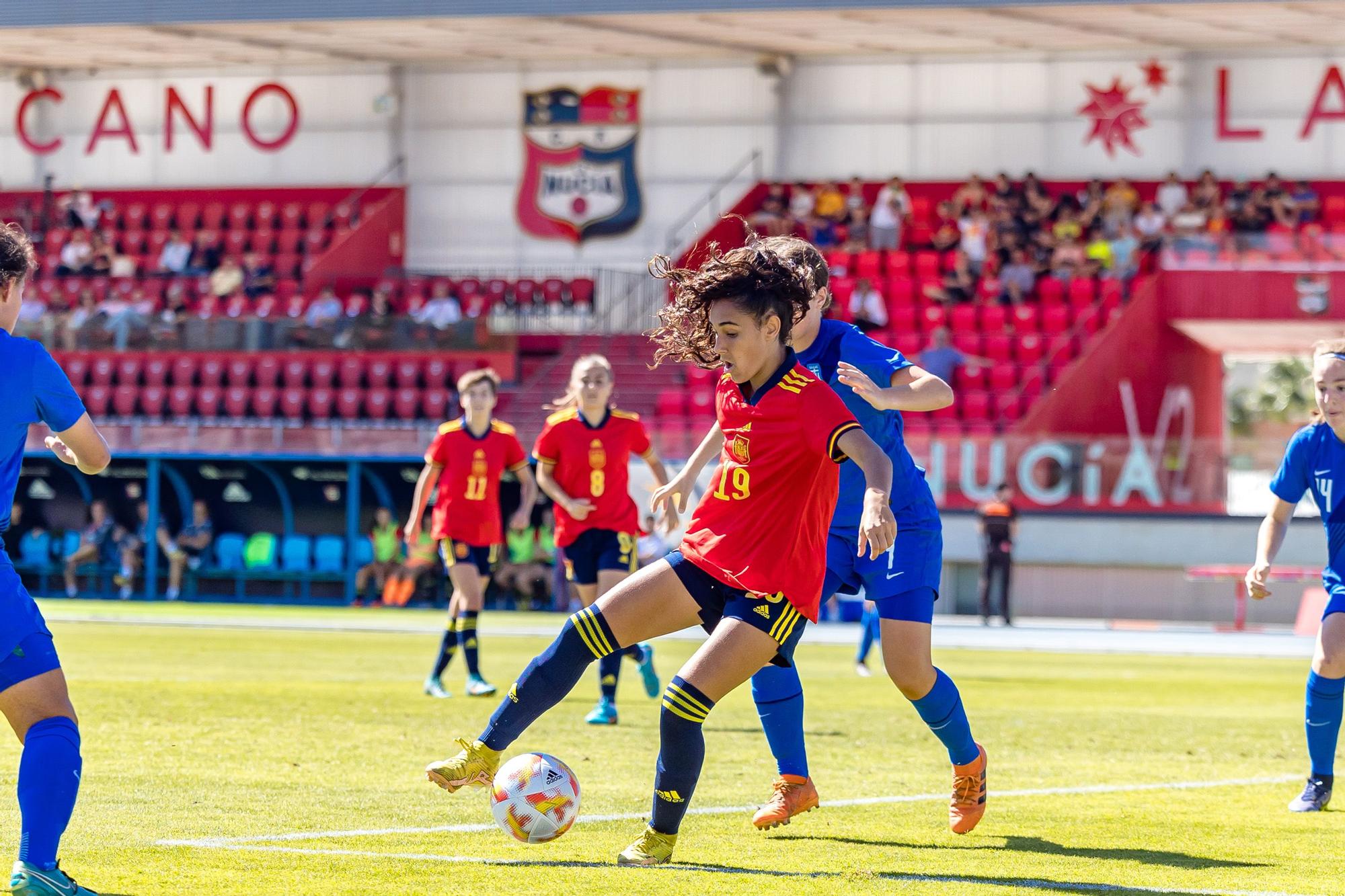 España sub 17 golea a Grecia en La Nucía. Torneo UEFA clasificatorio Eurocopa 2023