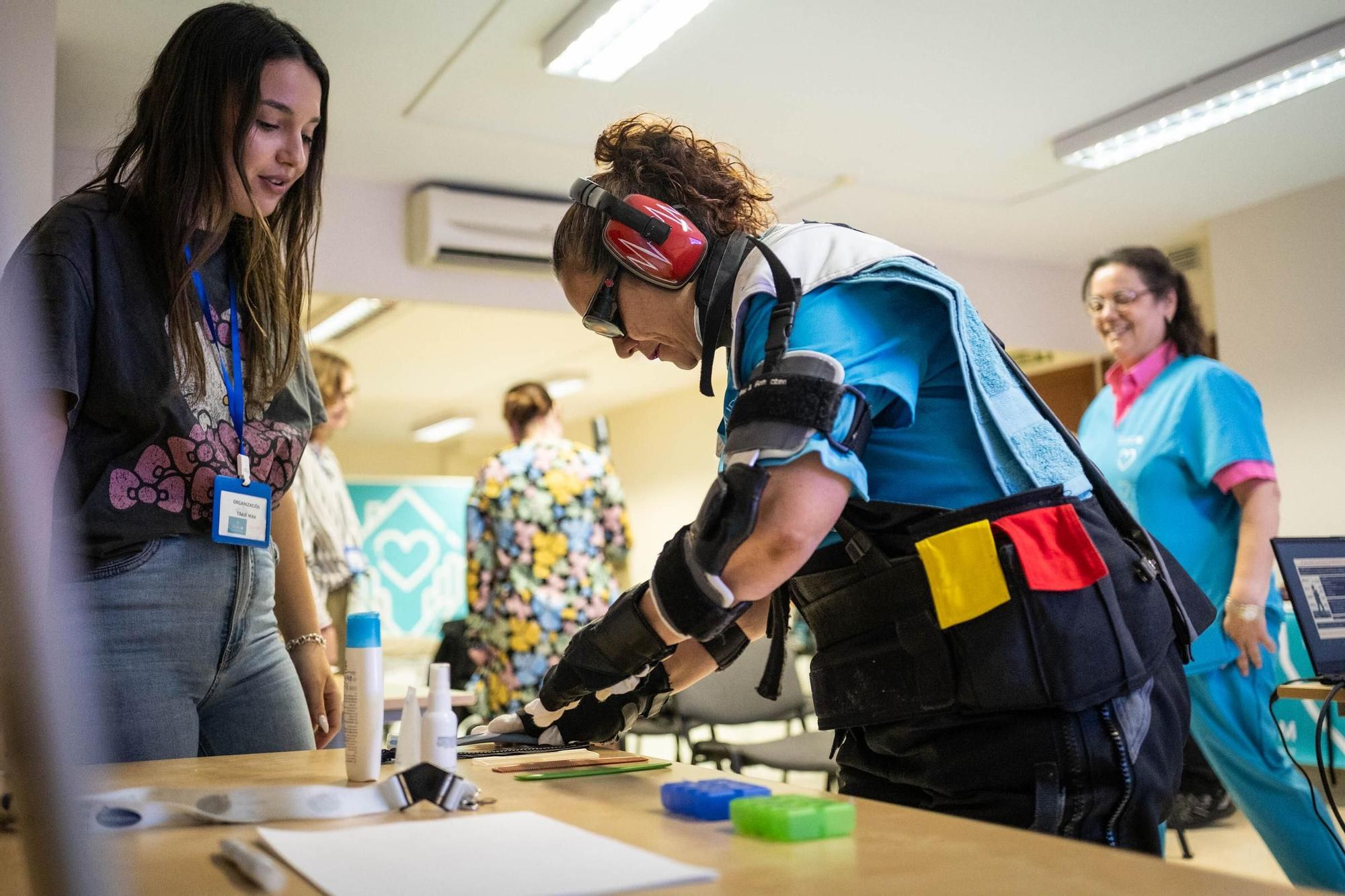 Traje Max, el traje que simula el envejecimiento