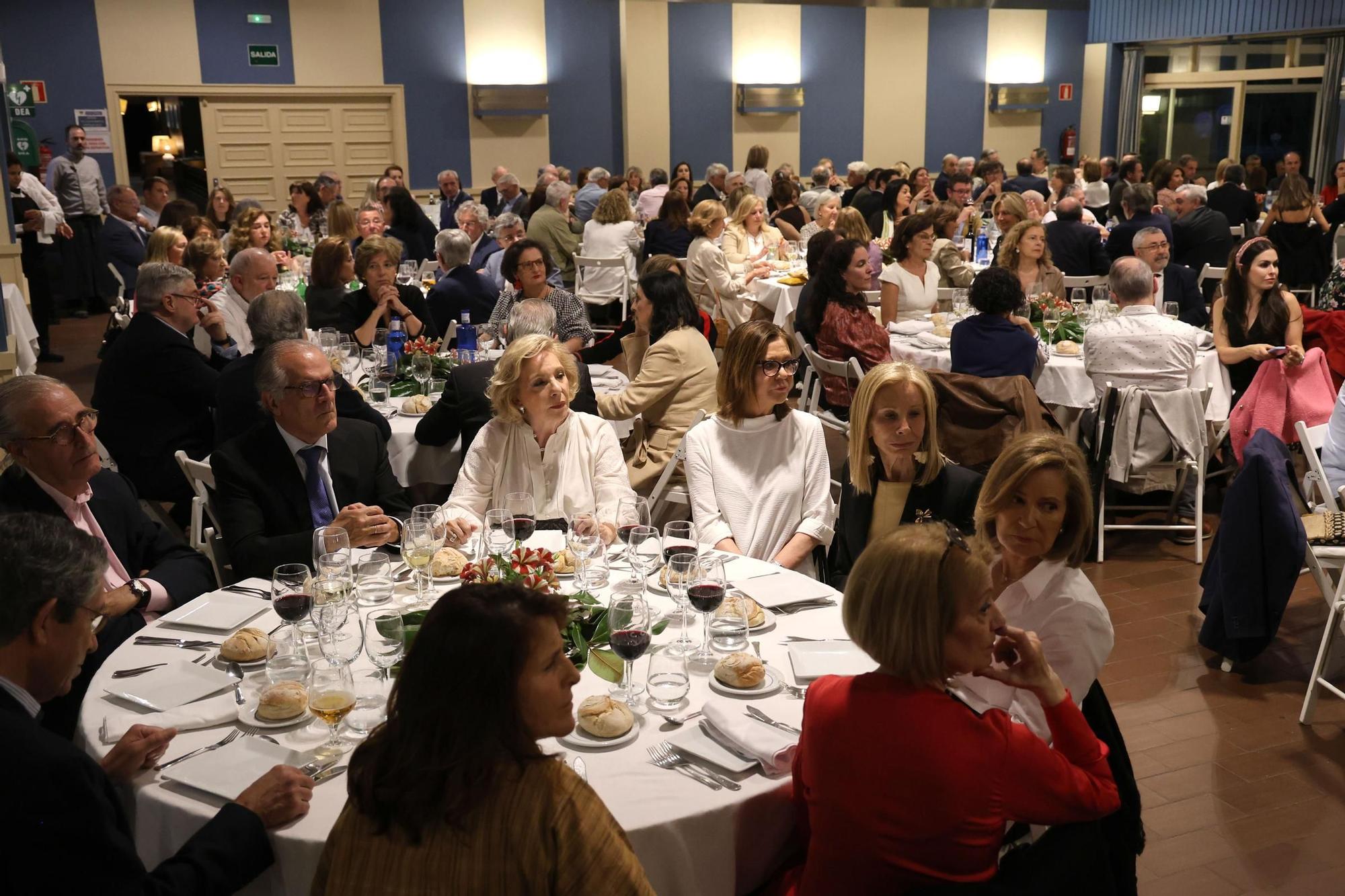 Cena benéfica en favor de Cáritas Vigo