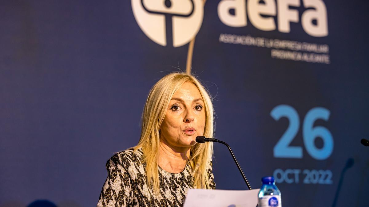 La presidenta de Aefa, Maite Antón, durante un acto de la asociación.