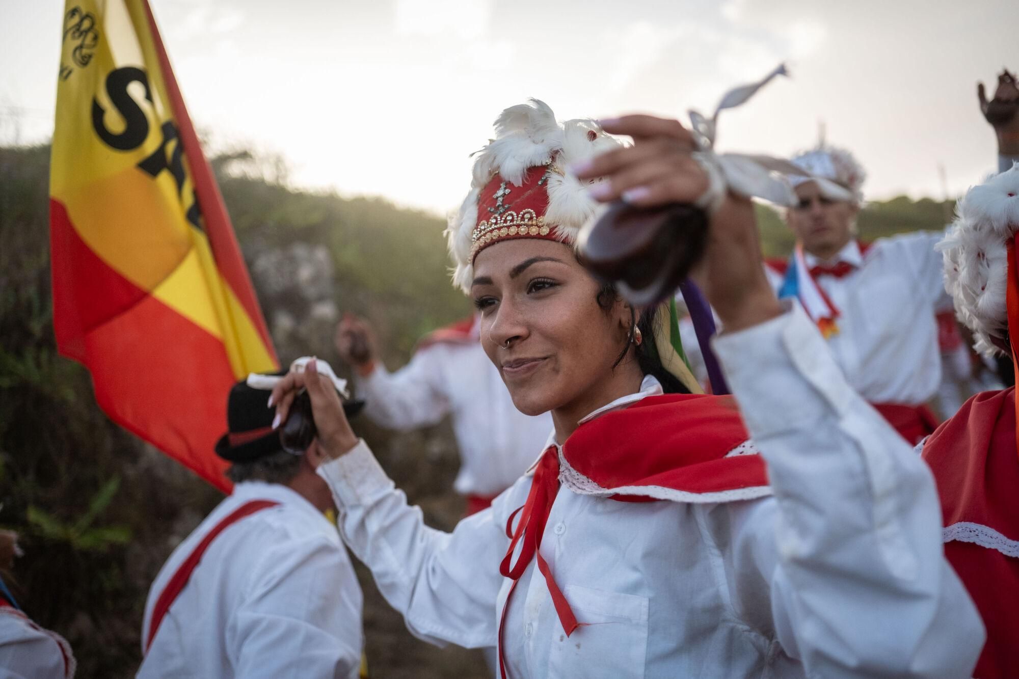 Bajada de la Virgen de Los Reyes en el Hierro