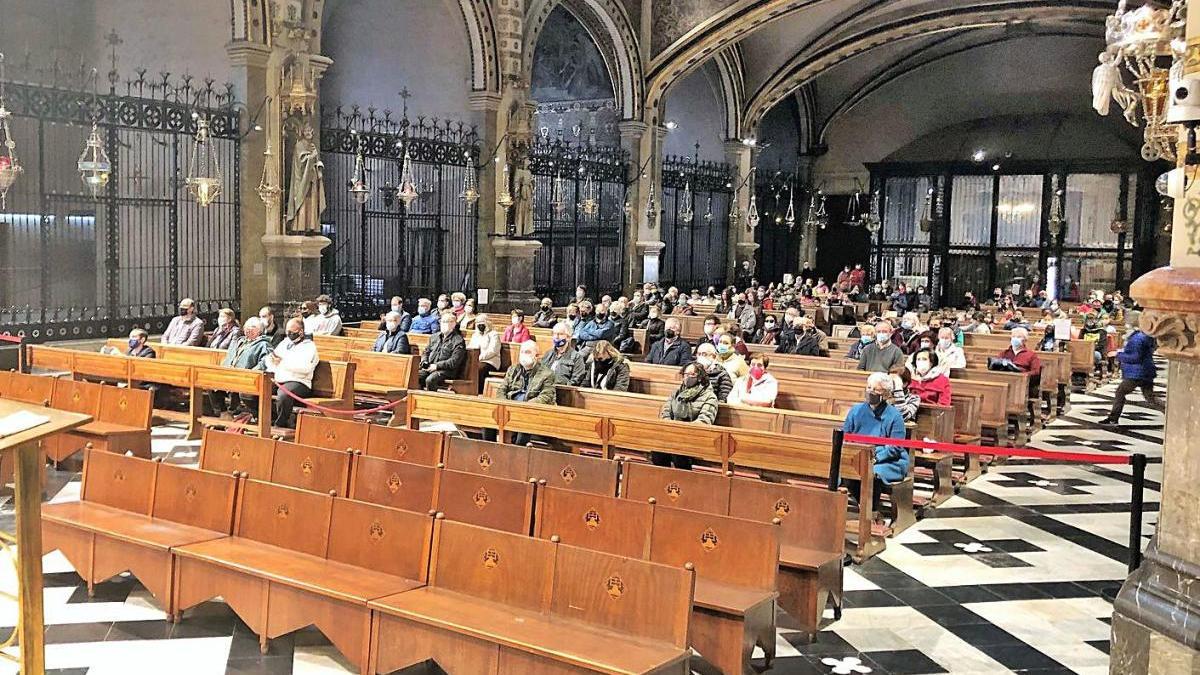 La basílica amb l&#039;aforament permès durant la salve d&#039;aquest dilluns