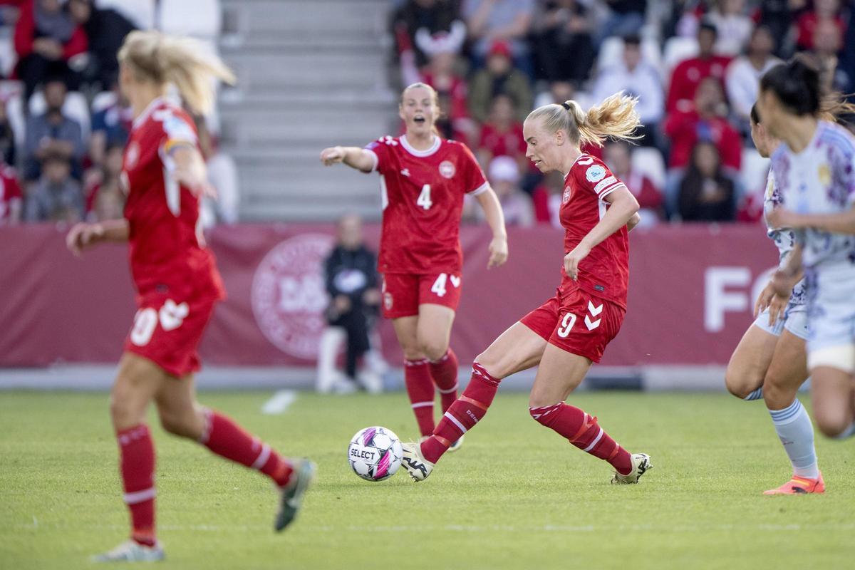 Dinamarca - España, partido de clasificación para la Eurocopa femenina, en imágenes.