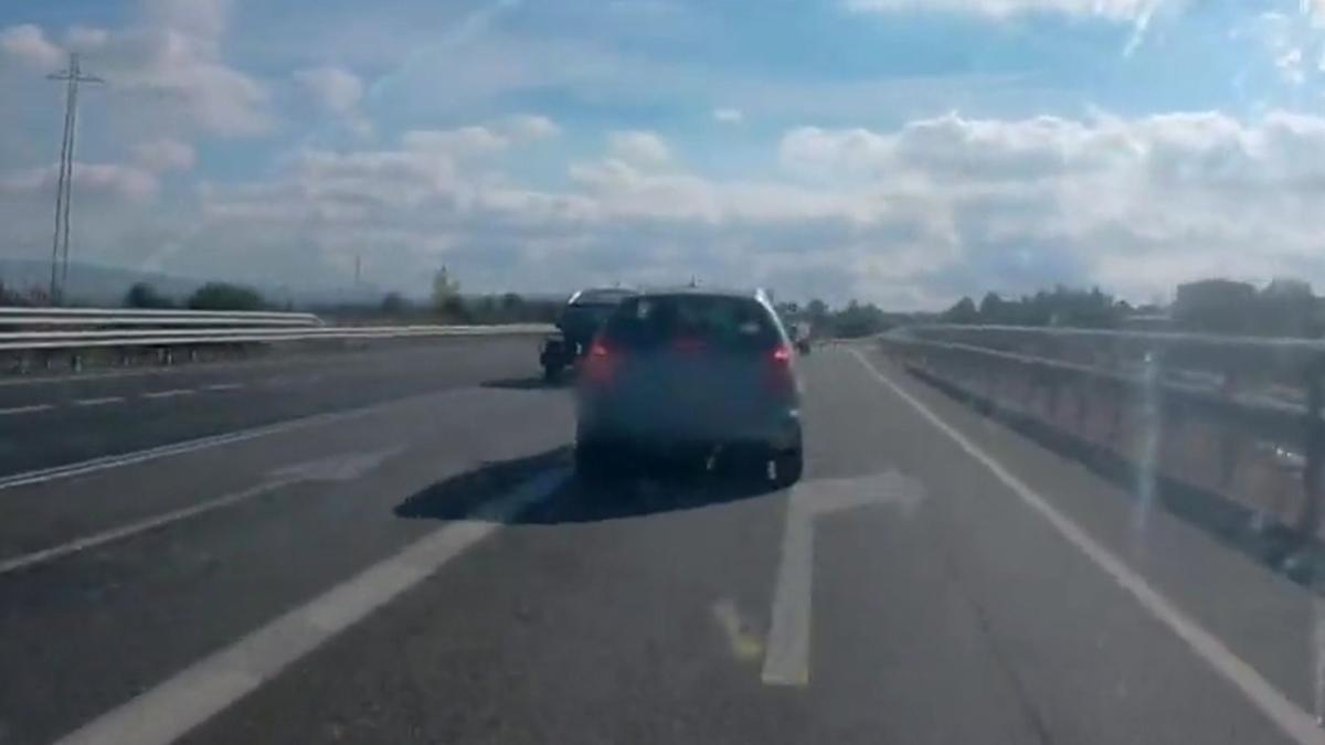 Denunciamos penalmente a un conductor novel por conducir de forma temeraria y sin puntos, en el Alt Penedès.