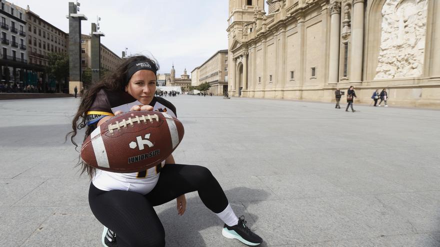 Jasmin Unger, atrapada por el otro fútbol