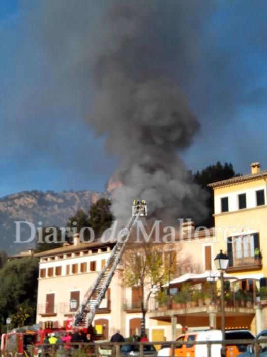 Incendio en una casa de la antigua fábrica de tejidos de Bunyola