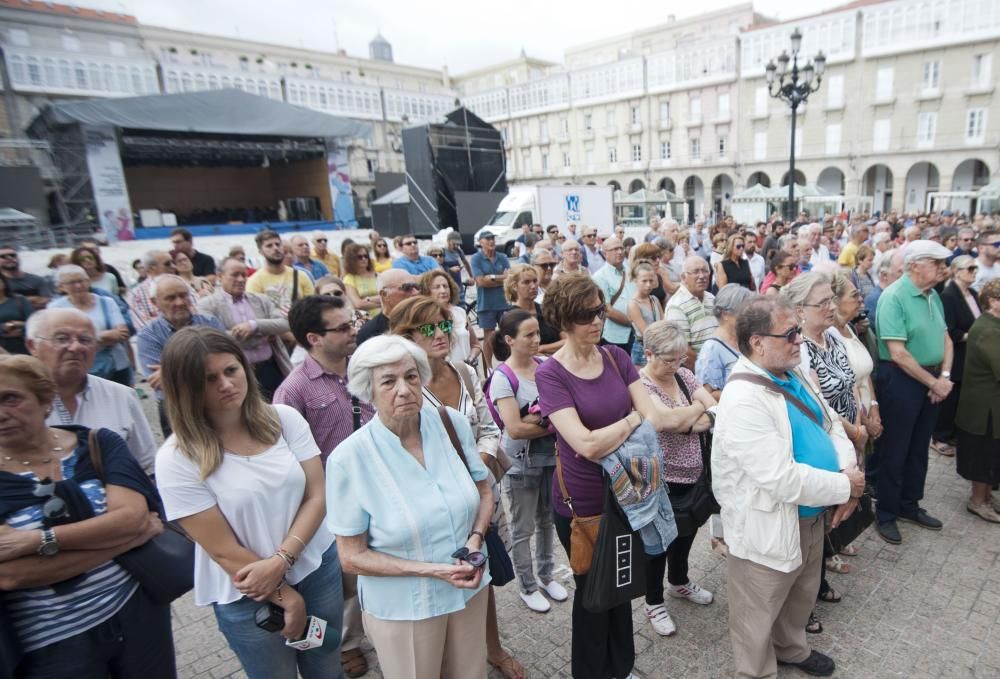 A Coruña condena los dos atentados en Cataluña