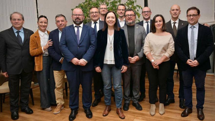 El alcalde de Cariñena participa en los actos de la Red Europea de Ciudades del Vino. | HELENA RESSAYRES