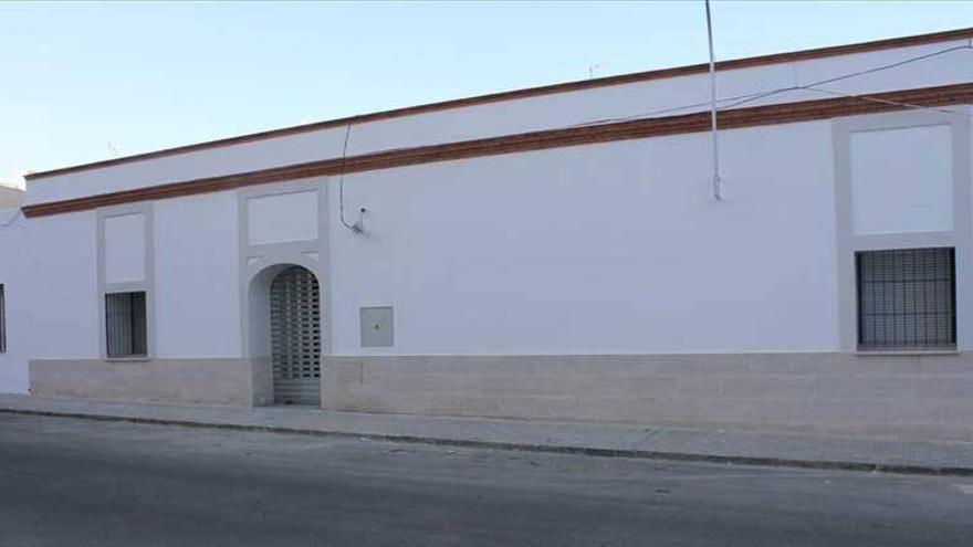 Terminan la obra del local para el instituto de lenguas modernas en Almendralejo