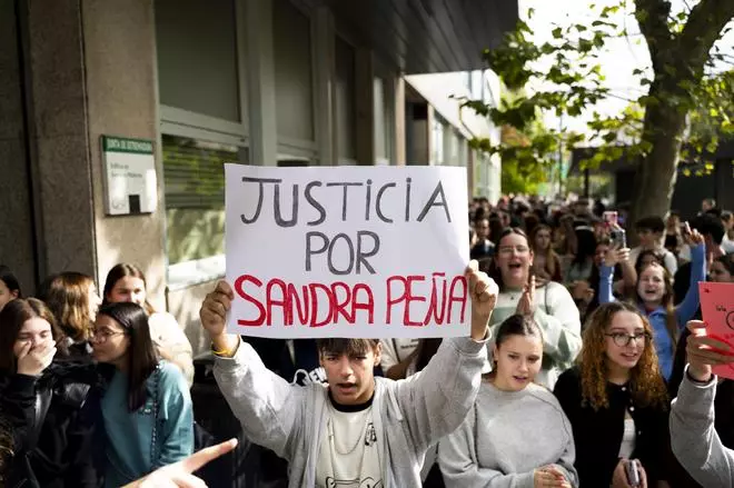 FOTOGALERÍA | Los estudiantes extremeños protestan contra el bullying