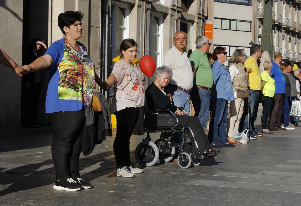 Cadena humana en Vigo por el Día de la Esclerosis