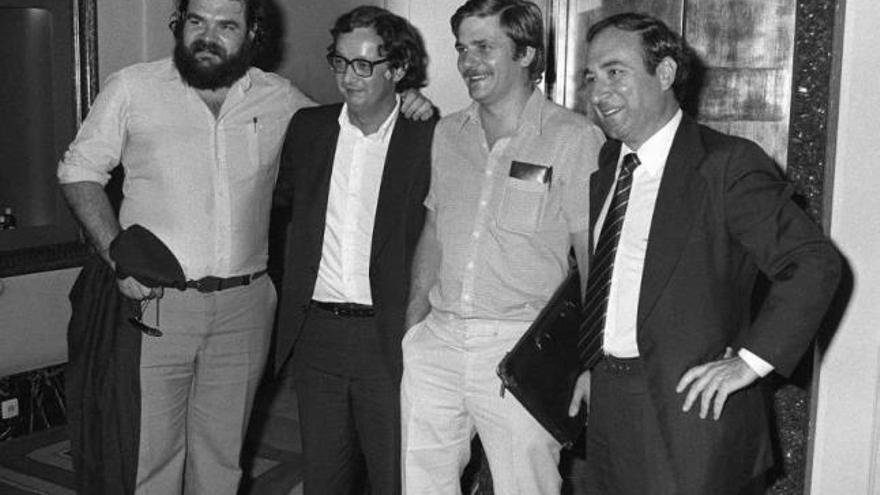 Mario Onaindía, José María Benegas, Roberto Lertxundi y Juan María Bandrés, en la transición. / la opinión