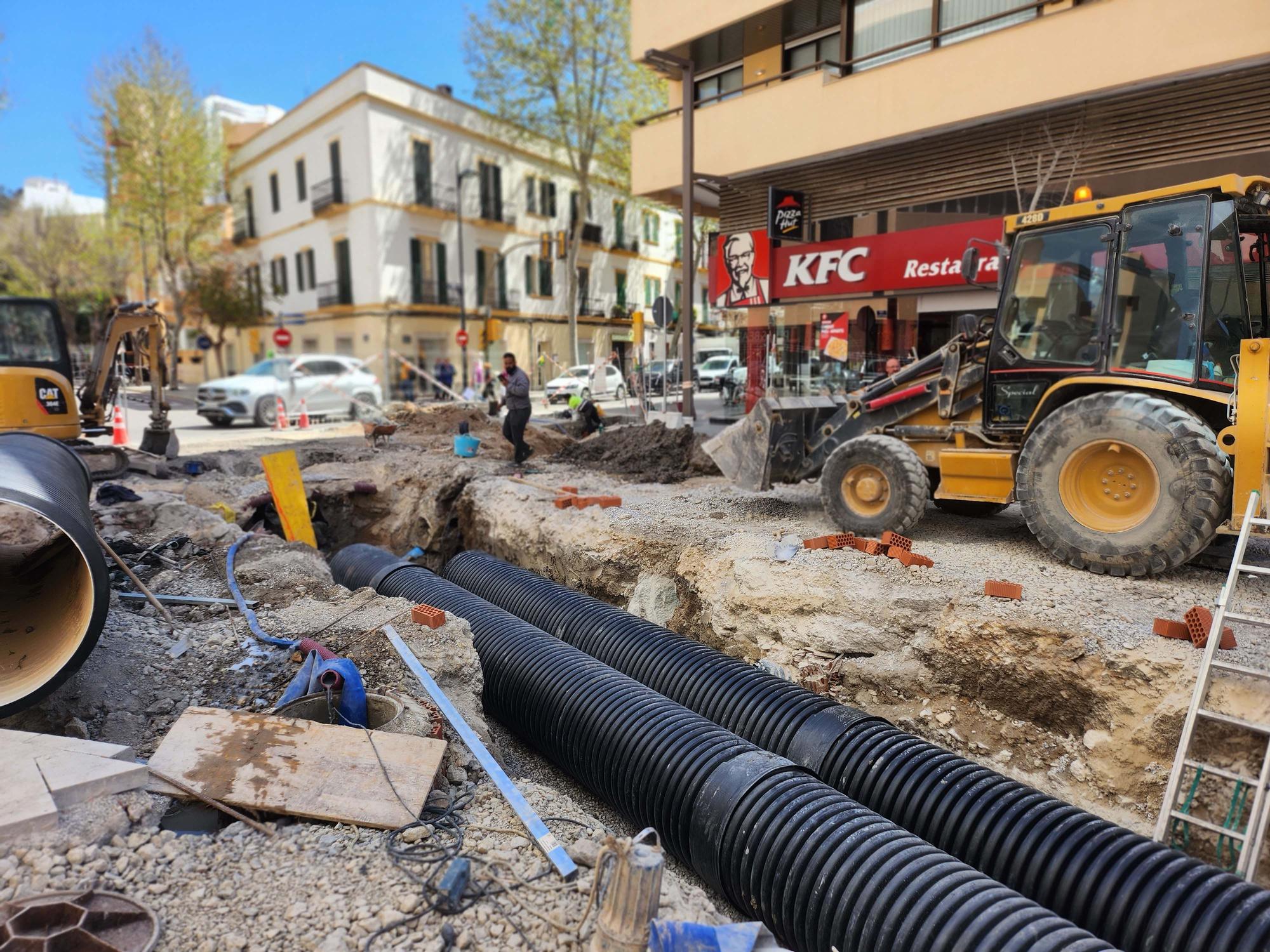 Galería de imñagenes de la sobras en la Avenido Isidor Macabich en Ibiza