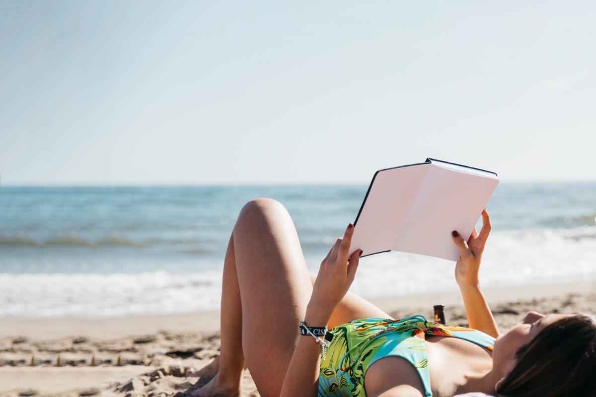 Siete libros perfectos para desconectar en tus vacaciones de verano