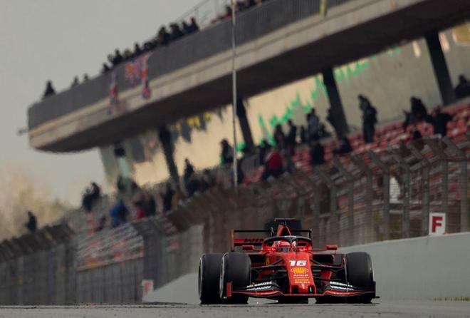 El piloto monegasco de Ferrari, Charles Leclerc, durante la segunda jornada de los entrenamientos oficiales de pretemporada de Formula Uno que se celebran en el Circuito de Barcelona-Catalunya.