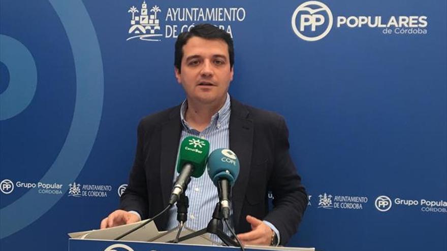 Bellido: «Al Ayuntamiento le ha pillado el toro con la nueva ley de contratos»