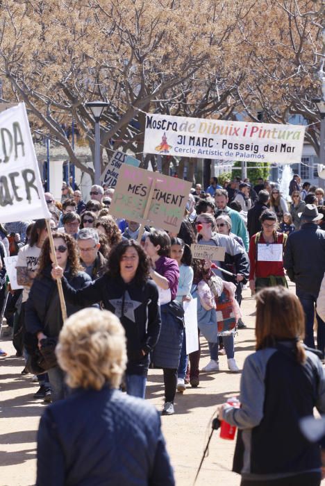 Manifestació de la plataforma Salvem la Pineda d''en Gori a Palamós