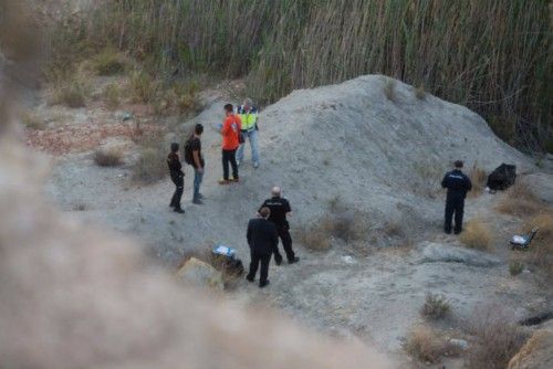 Encuentran dos bolsas con un hombre descuartizado en las Lagunas