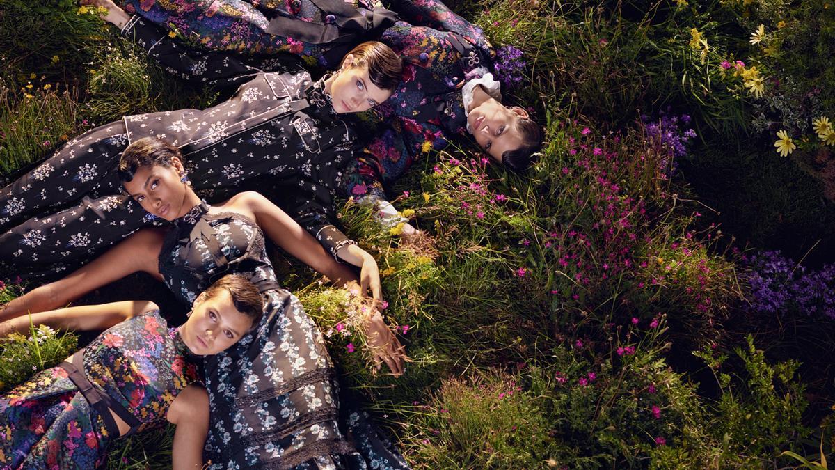 La colección de Erdem x H&amp;M fotografiada por Michal Pudelka