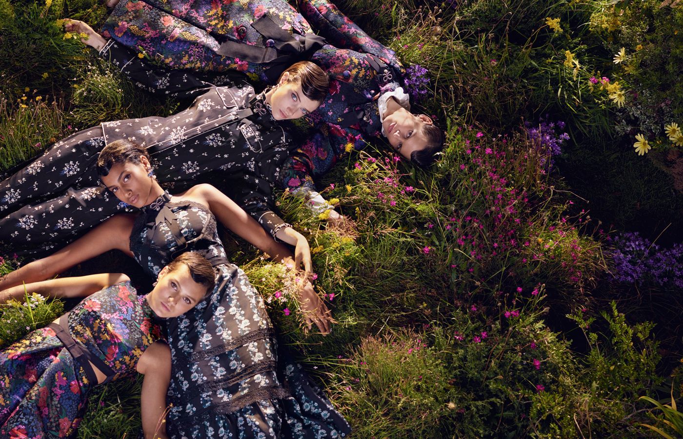 Campaña Erdem X H&M fotografiada por Michal Pudelka