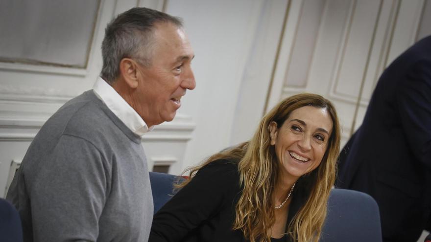 El síndic de Compromís, Joan Baldoví y la portavoz adjunta, Isaura Navarro